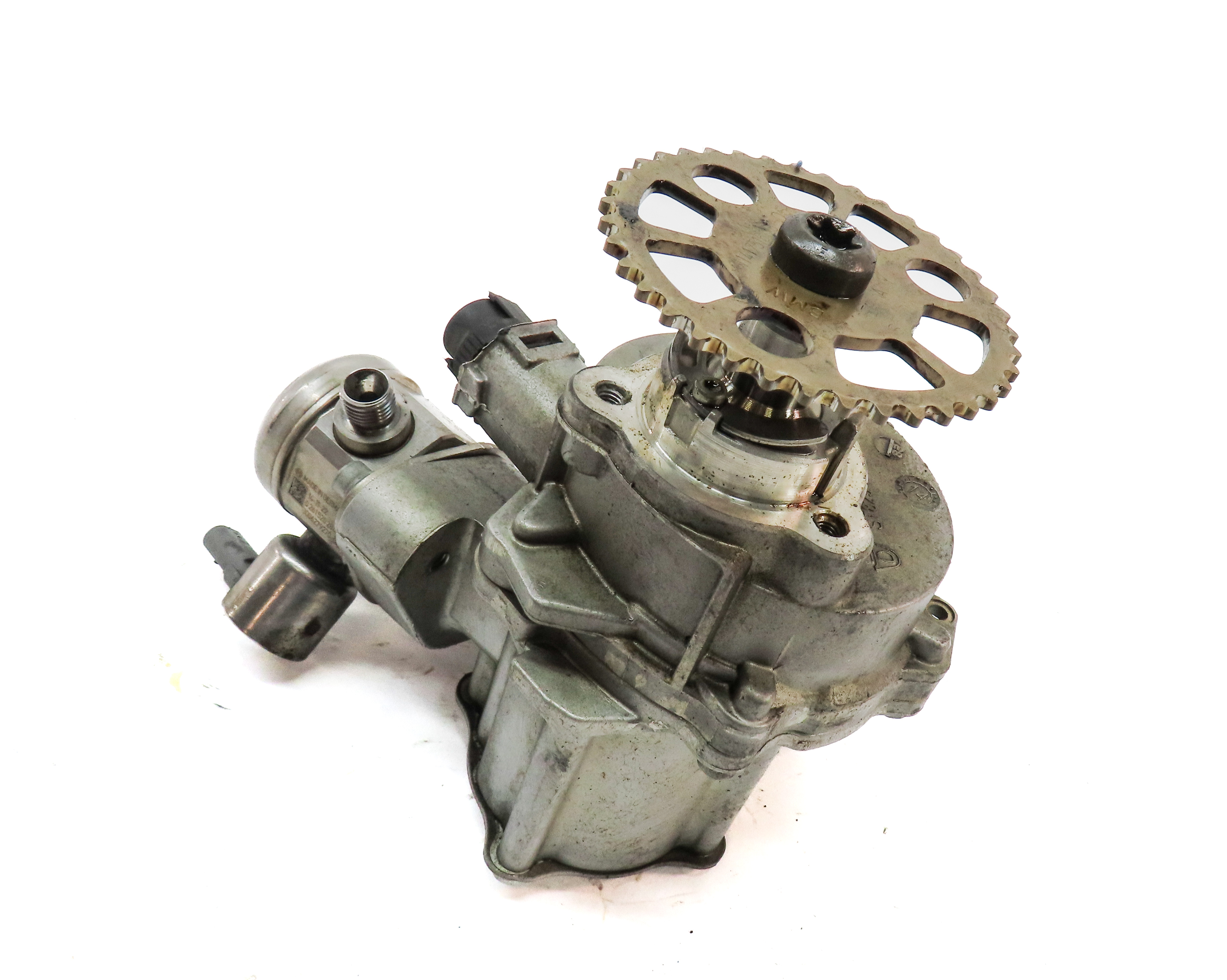 2015 BMW X3 (F25) 3.0L N55 TURBO ENGINE BRAKE VACUUM PUMP w/ HIGH PRESSURE PUMP — exact item pictured